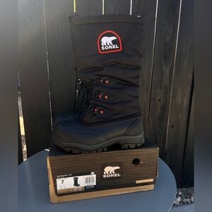 Sorel Women's Black Snowlion XT Boots